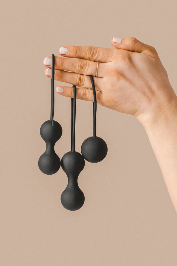 Amyris | 3 Weighted Kegel Love Balls