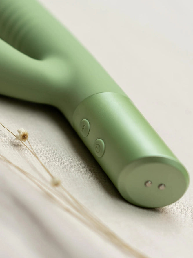 Yarrow | Thrusting Rabbit Vibrating Dildo